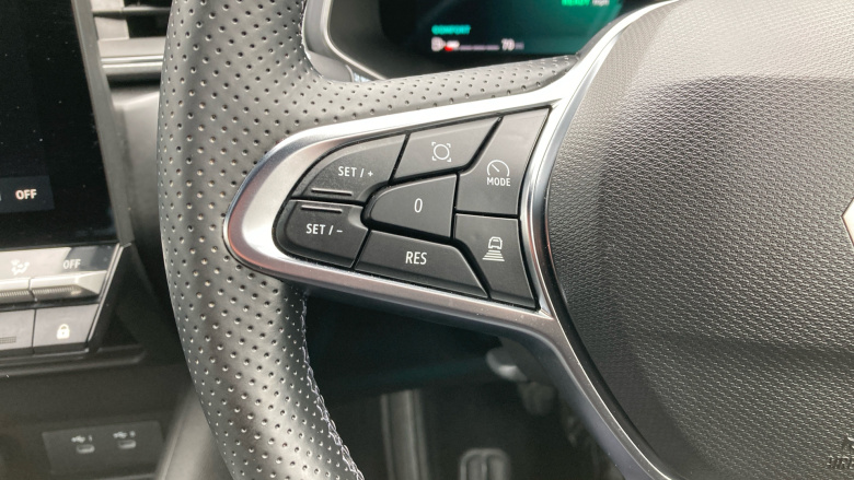 Renault Symbioz 1.6 E-Tech FHEV 145 Techno 5dr Auto Hybrid Estate